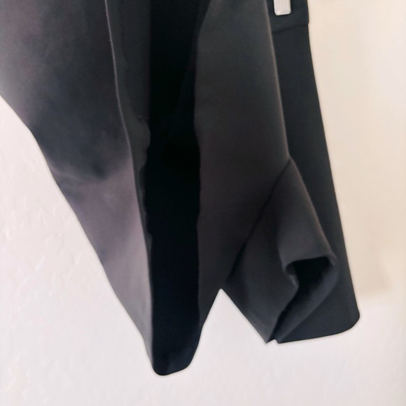 Zara Classic Black Women's Shorts‎ - Picture 2 of 7